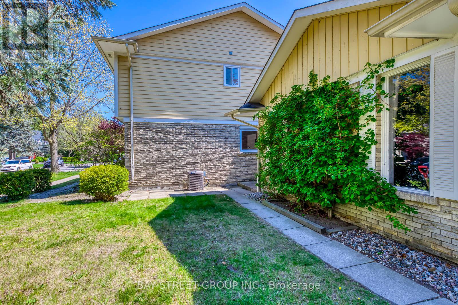 130 All Saints Crescent, Oakville, Ontario  L6J 5Y7 - Photo 43 - W12152916
