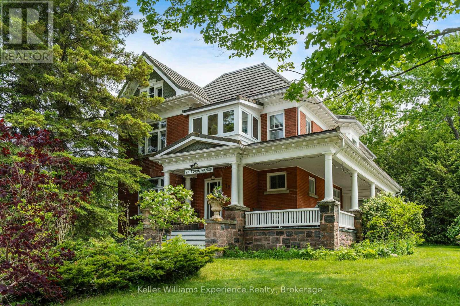 117&121 RICHARD STREET, Tay, Ontario