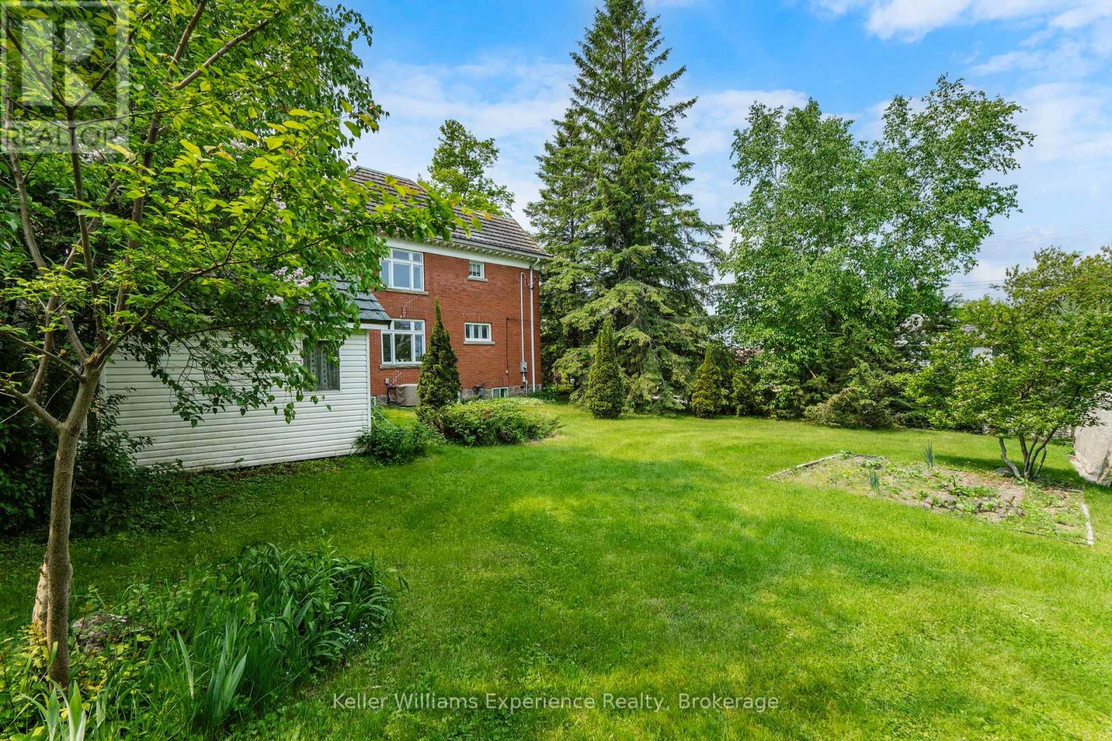 117&121 Richard Street, Tay (Victoria Harbour), Ontario  L0K 2A0 - Photo 29 - S12202916