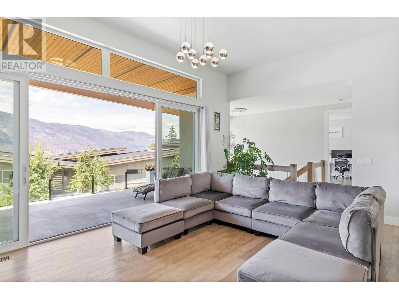 3567 Mckinley Beach Drive, Kelowna, British Columbia  V1V 3G2 - Photo 7 - 10351202