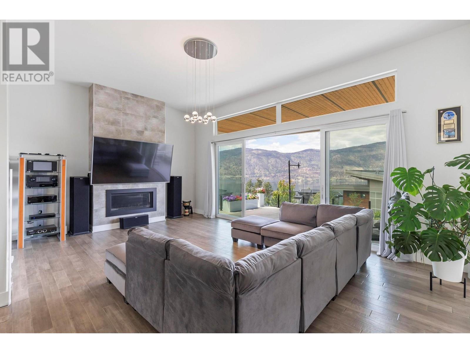 3567 Mckinley Beach Drive, Kelowna, British Columbia  V1V 3G2 - Photo 8 - 10351202