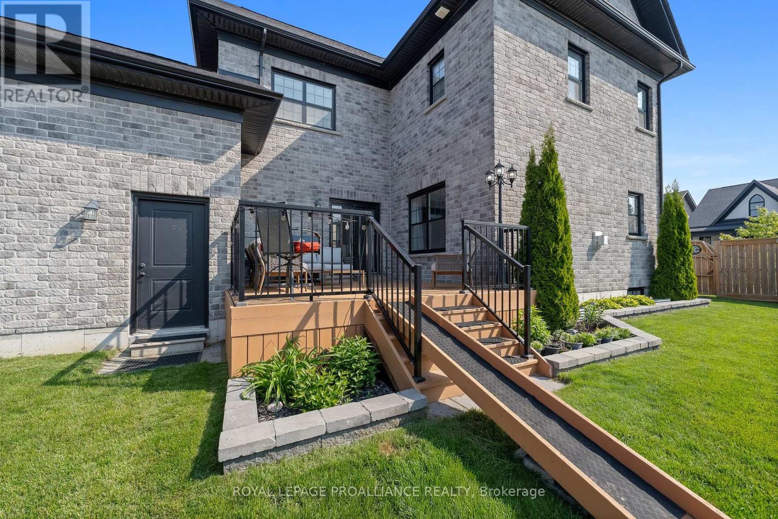709 Elmer Hutton Street, Cobourg, Ontario  K9A 0K9 - Photo 37 - X12202943