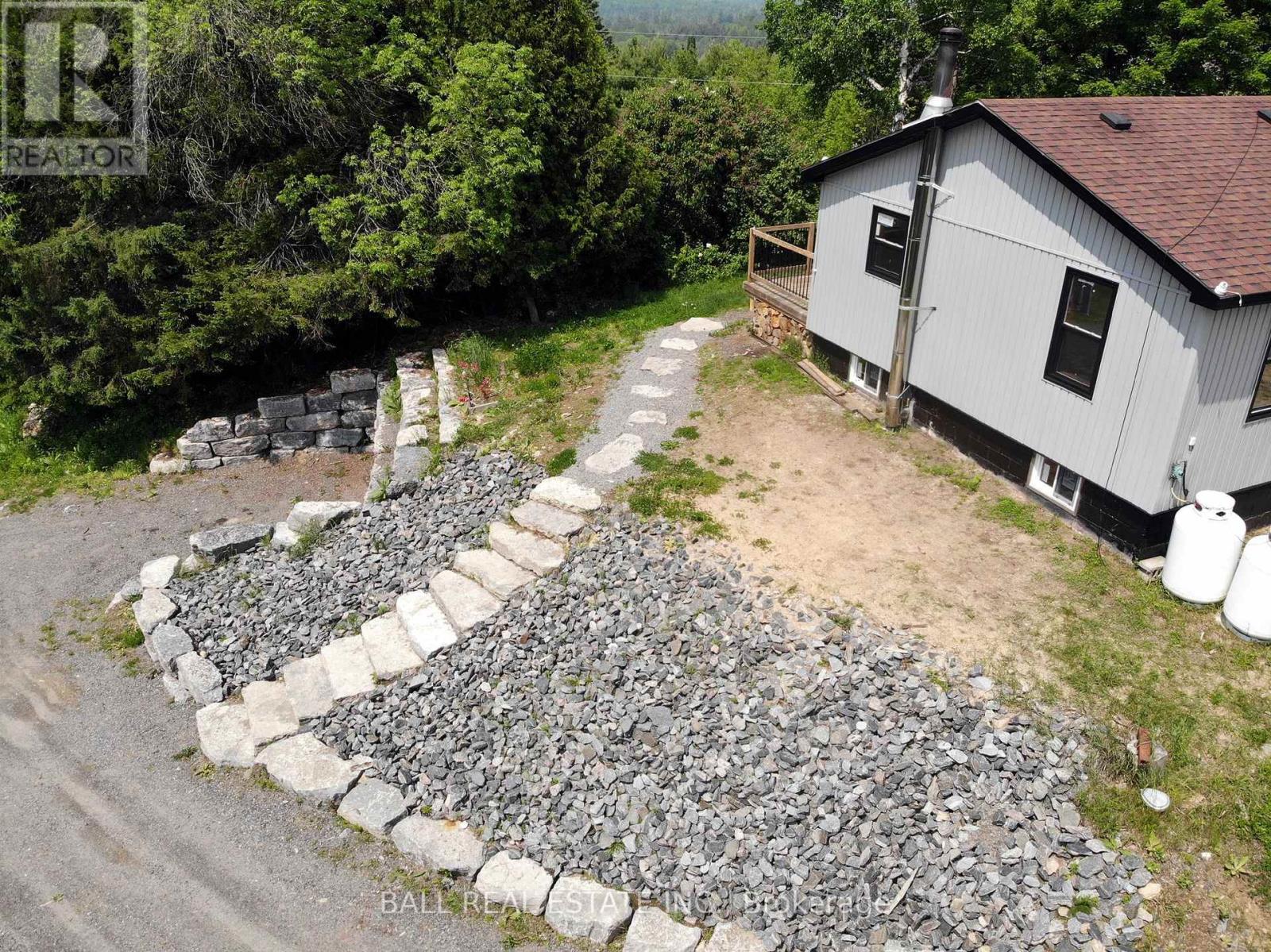 99 Moore Lane, Bancroft (Dungannon Ward), Ontario  K0L 1C0 - Photo 12 - X12202948