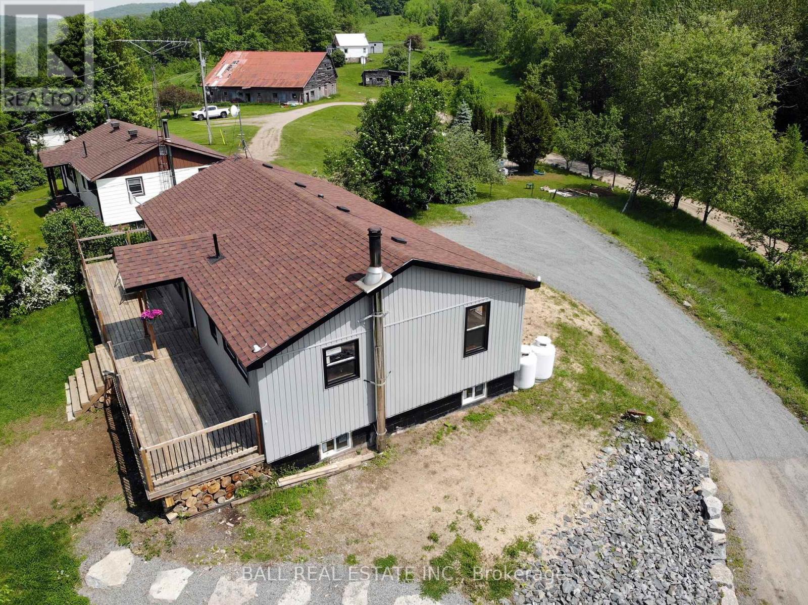 99 Moore Lane, Bancroft (Dungannon Ward), Ontario  K0L 1C0 - Photo 2 - X12202948