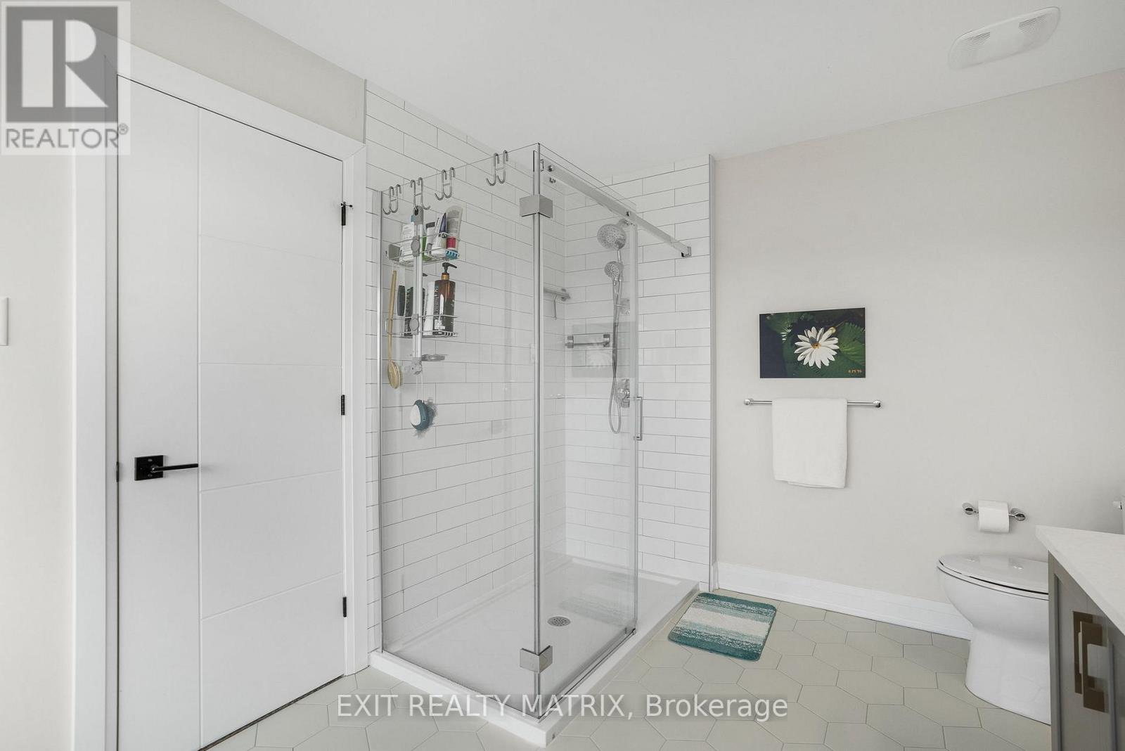 1255 Avignon Street, Russell, Ontario  K0A 1W0 - Photo 16 - X12202837
