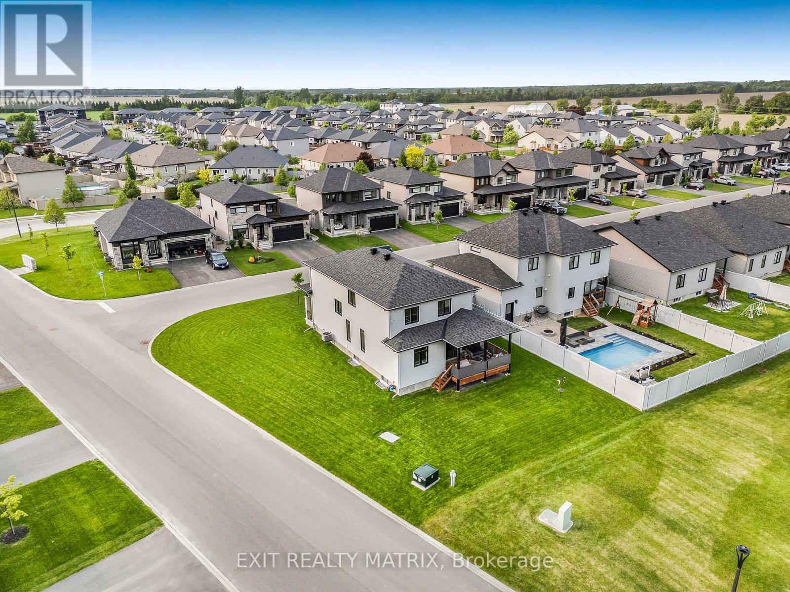 1255 Avignon Street, Russell, Ontario  K0A 1W0 - Photo 31 - X12202837