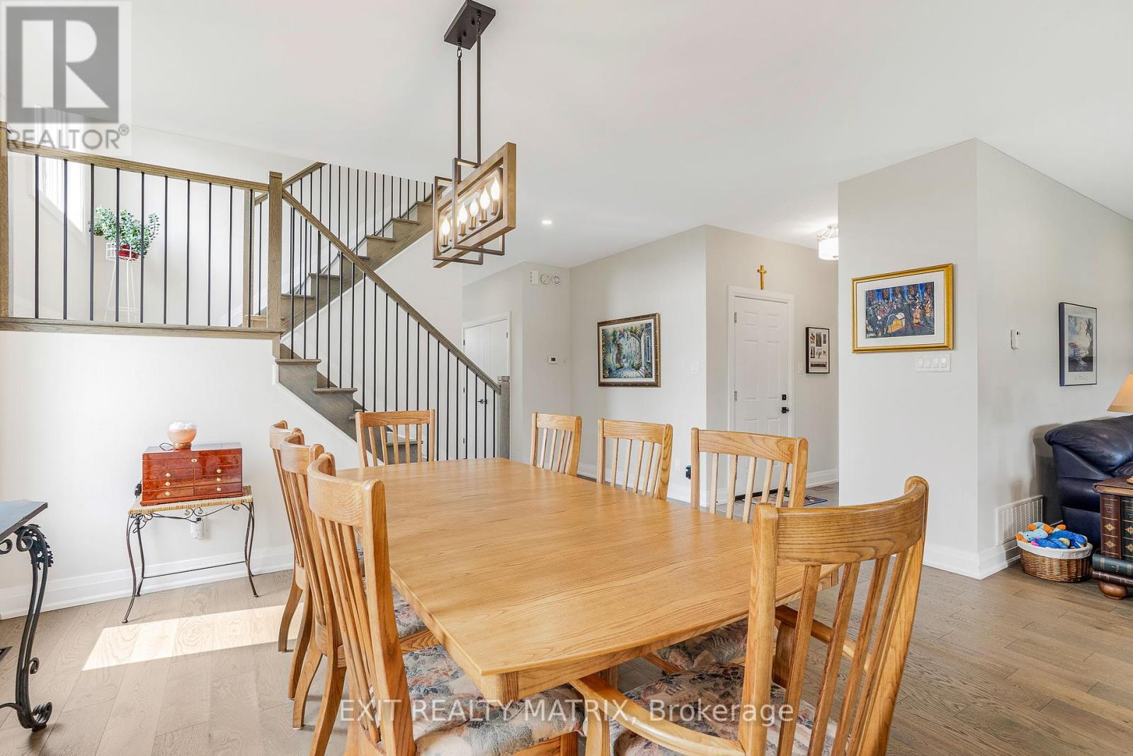 1255 Avignon Street, Russell, Ontario  K0A 1W0 - Photo 6 - X12202837