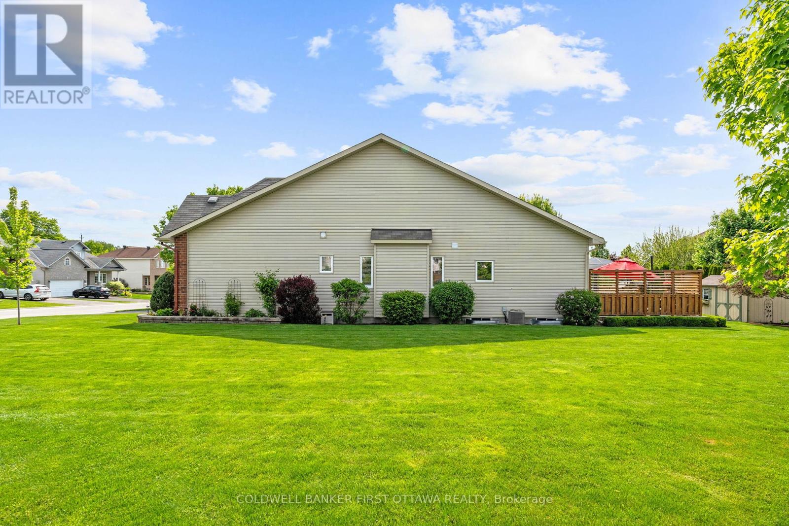 64 Moe Robillard Street, Arnprior, Ontario  K7S 0C7 - Photo 36 - X12202963