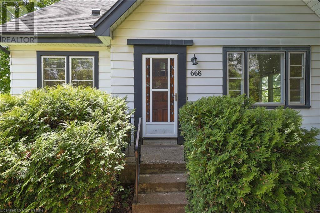 668 Harvest Road, Flamborough, Ontario  L9H 5K4 - Photo 2 - 40735633