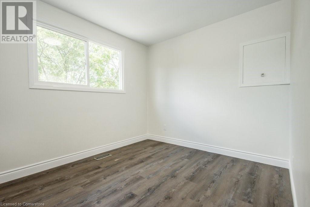 590 Canewood Crescent Unit# Main, Waterloo, Ontario  N2L 5P5 - Photo 10 - 40738524