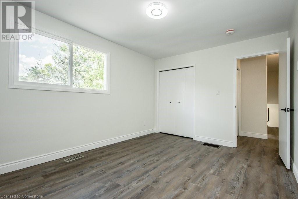 590 Canewood Crescent Unit# Main, Waterloo, Ontario  N2L 5P5 - Photo 11 - 40738524
