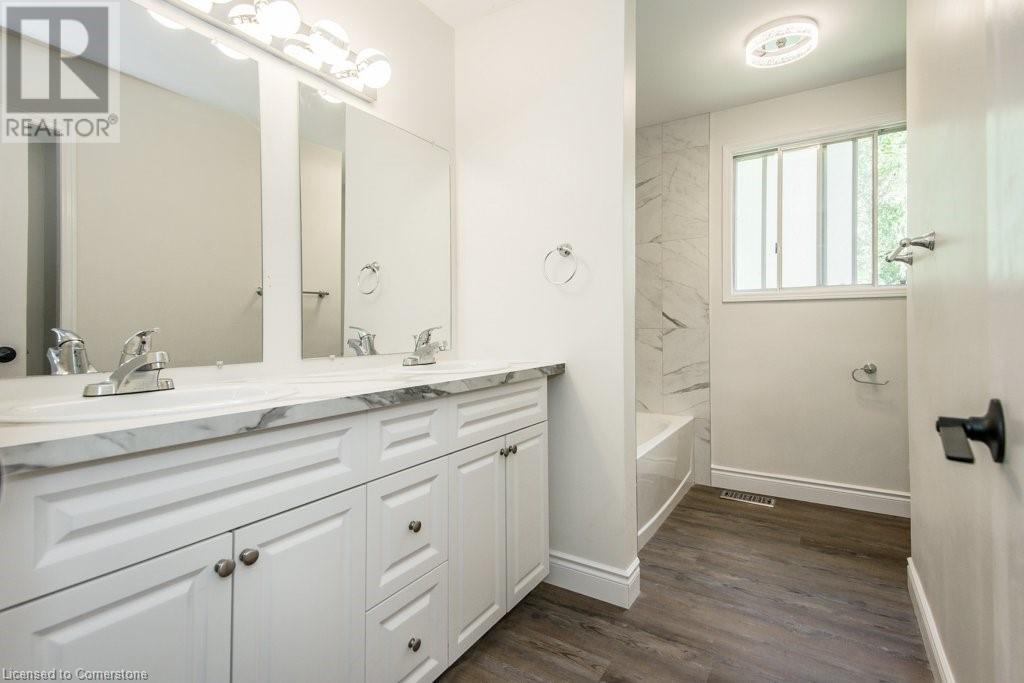 590 Canewood Crescent Unit# Main, Waterloo, Ontario  N2L 5P5 - Photo 13 - 40738524