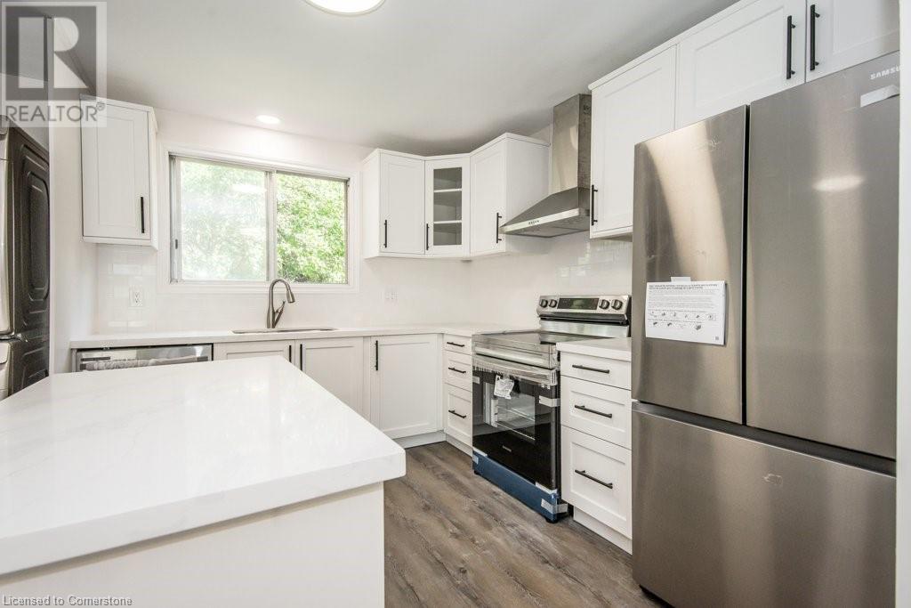 590 Canewood Crescent Unit# Main, Waterloo, Ontario  N2L 5P5 - Photo 6 - 40738524