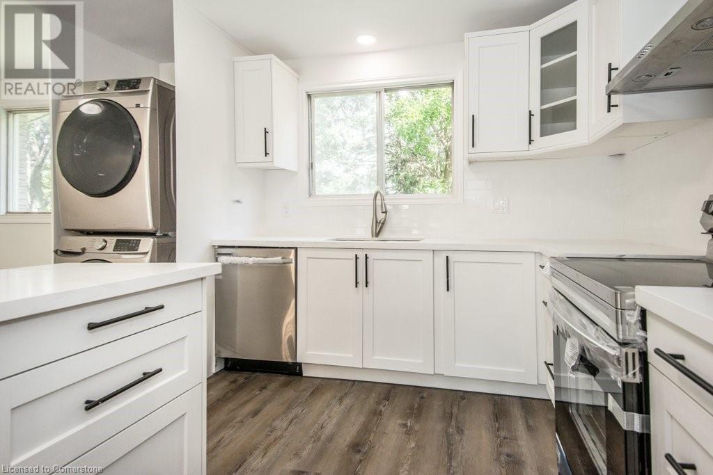 590 Canewood Crescent Unit# Main, Waterloo, Ontario  N2L 5P5 - Photo 8 - 40738524