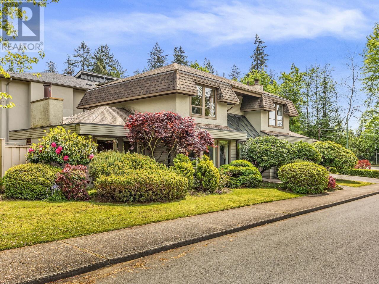 735 Sprice Avenue, Coquitlam, British Columbia  V3J 2P2 - Photo 32 - R3001228