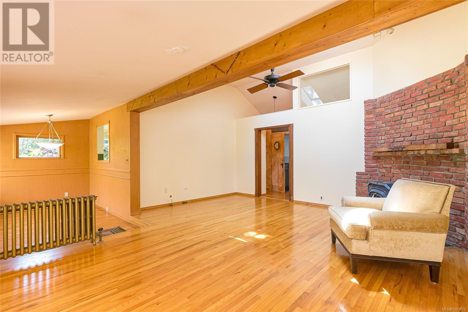3110 Admirals Rd, Saanich, British Columbia  V8Z 4M9 - Photo 8 - 1001876