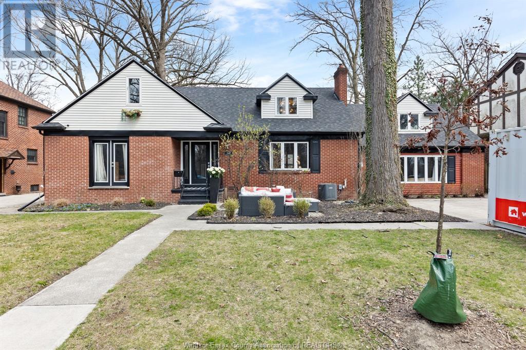 2464 Gladstone, Windsor, Ontario  N8W 2P2 - Photo 12 - 25014382