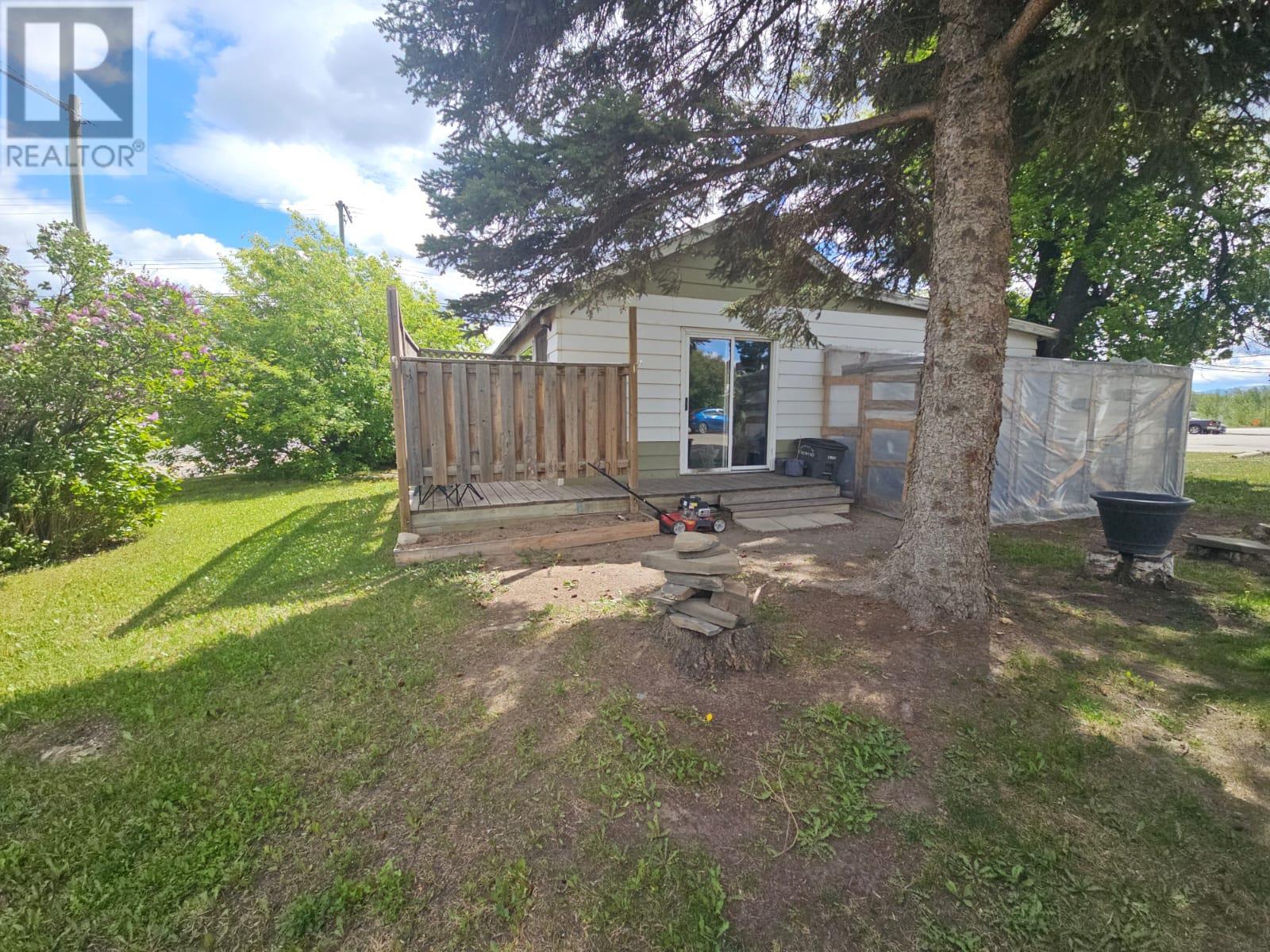 5005 49 Avenue Nw, Chetwynd, British Columbia  V0C 1J0 - Photo 1 - 10349822