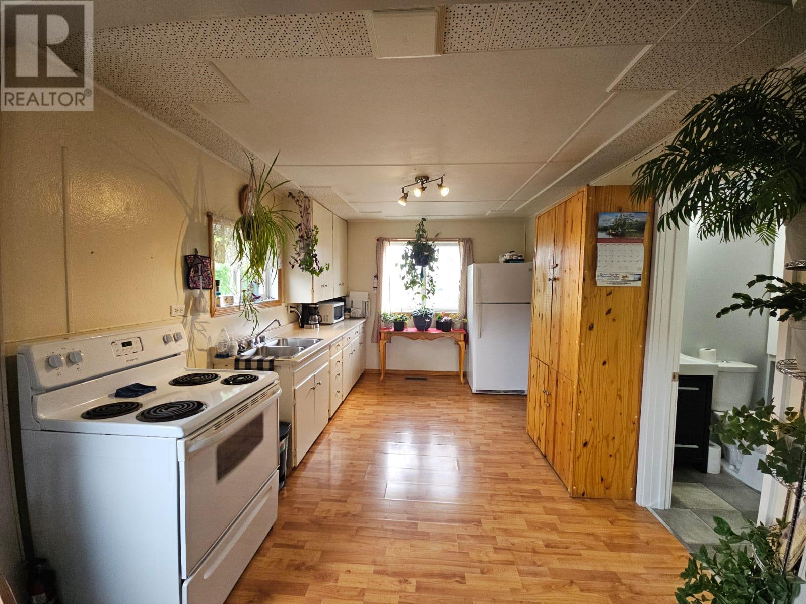 5005 49 Avenue Nw, Chetwynd, British Columbia  V0C 1J0 - Photo 14 - 10349822