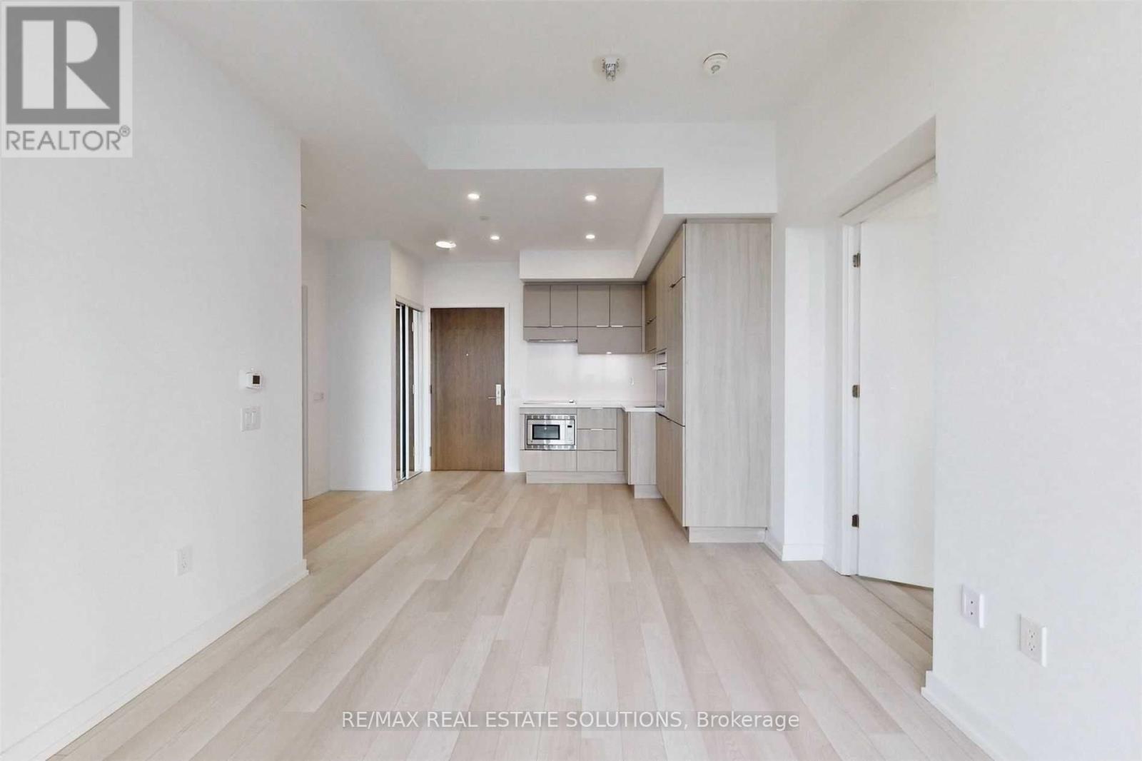 3907 - 39 Roehampton Avenue, Toronto, Ontario  M4P 0G1 - Photo 6 - C12202810