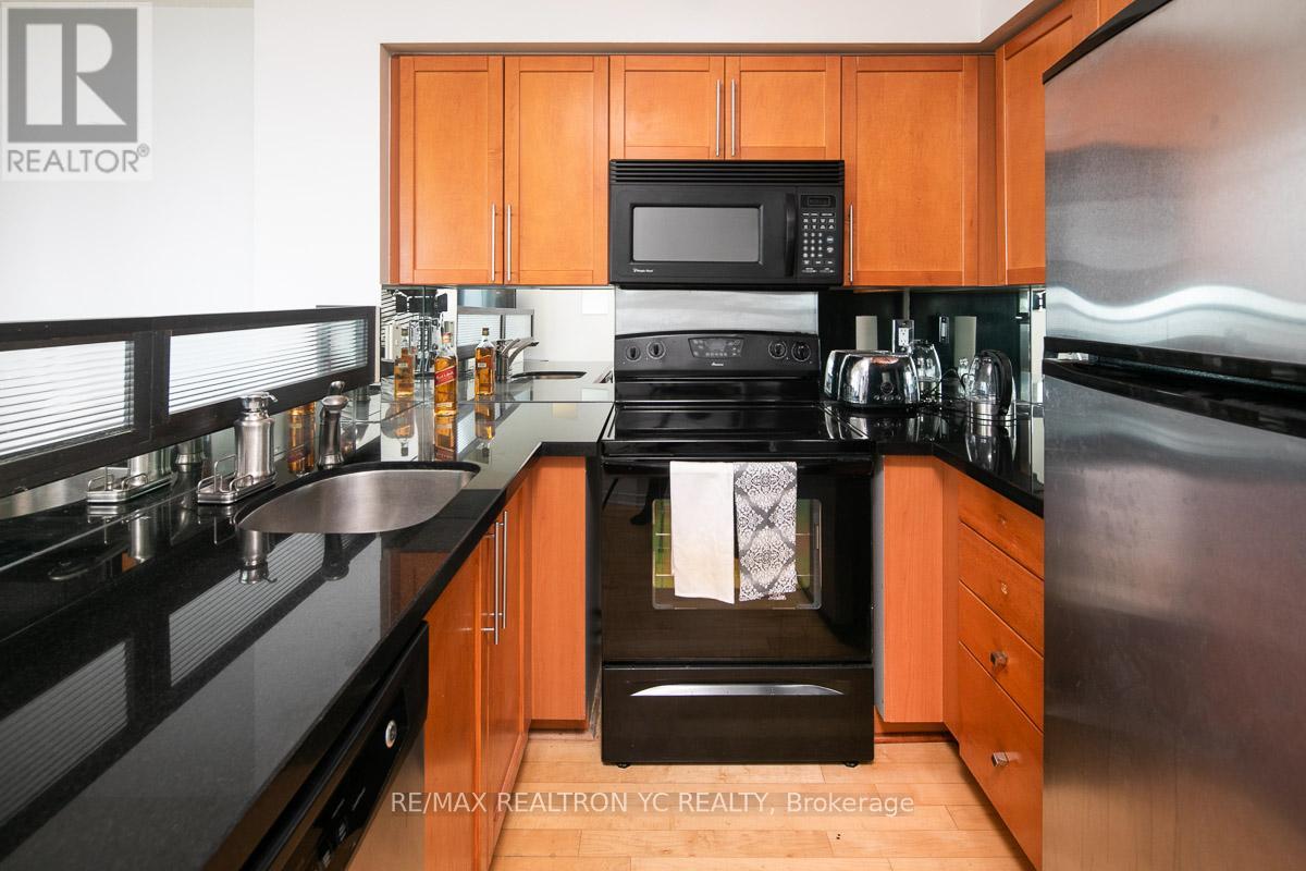 1605 - 28 Harrison Garden Boulevard, Toronto (Willowdale East), Ontario  M2N 7B5 - Photo 6 - C12202873