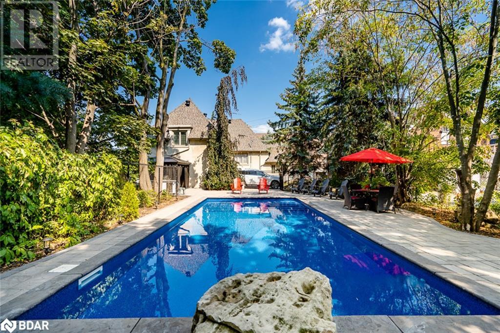 60 High Street, Barrie, Ontario  L4N 1W4 - Photo 2 - 40737689