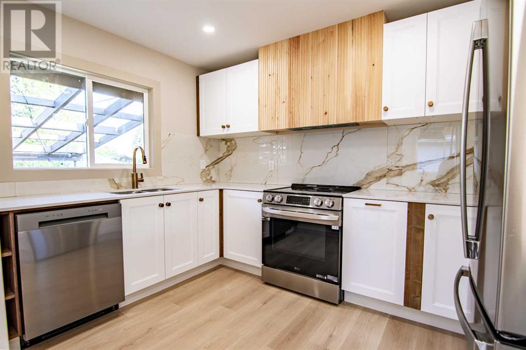 3928 43 Avenue, Red Deer, Alberta  T4N 3B9 - Photo 8 - A2227466