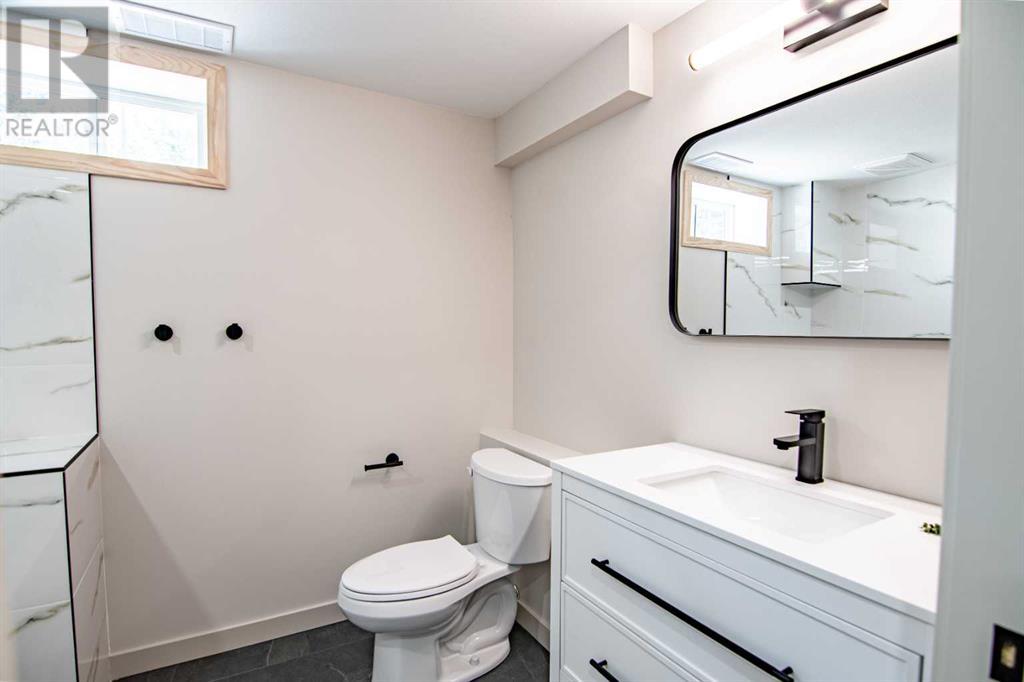 3928 43 Avenue, Red Deer, Alberta  T4N 3B9 - Photo 24 - A2227466