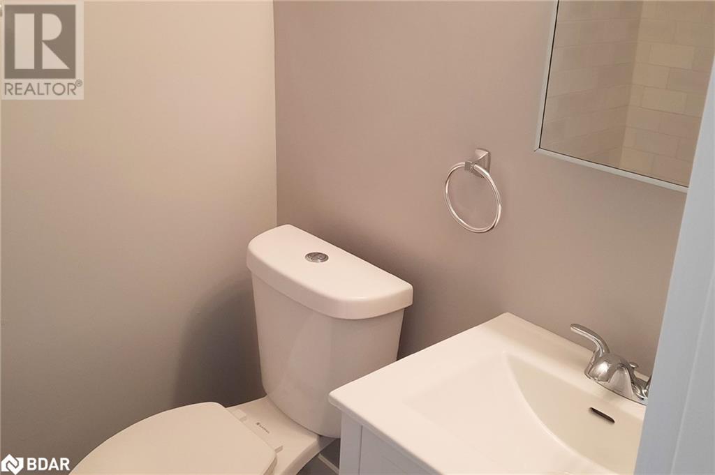 109 Albert Street S, Orillia, Ontario  L3V 5L1 - Photo 13 - 40737845