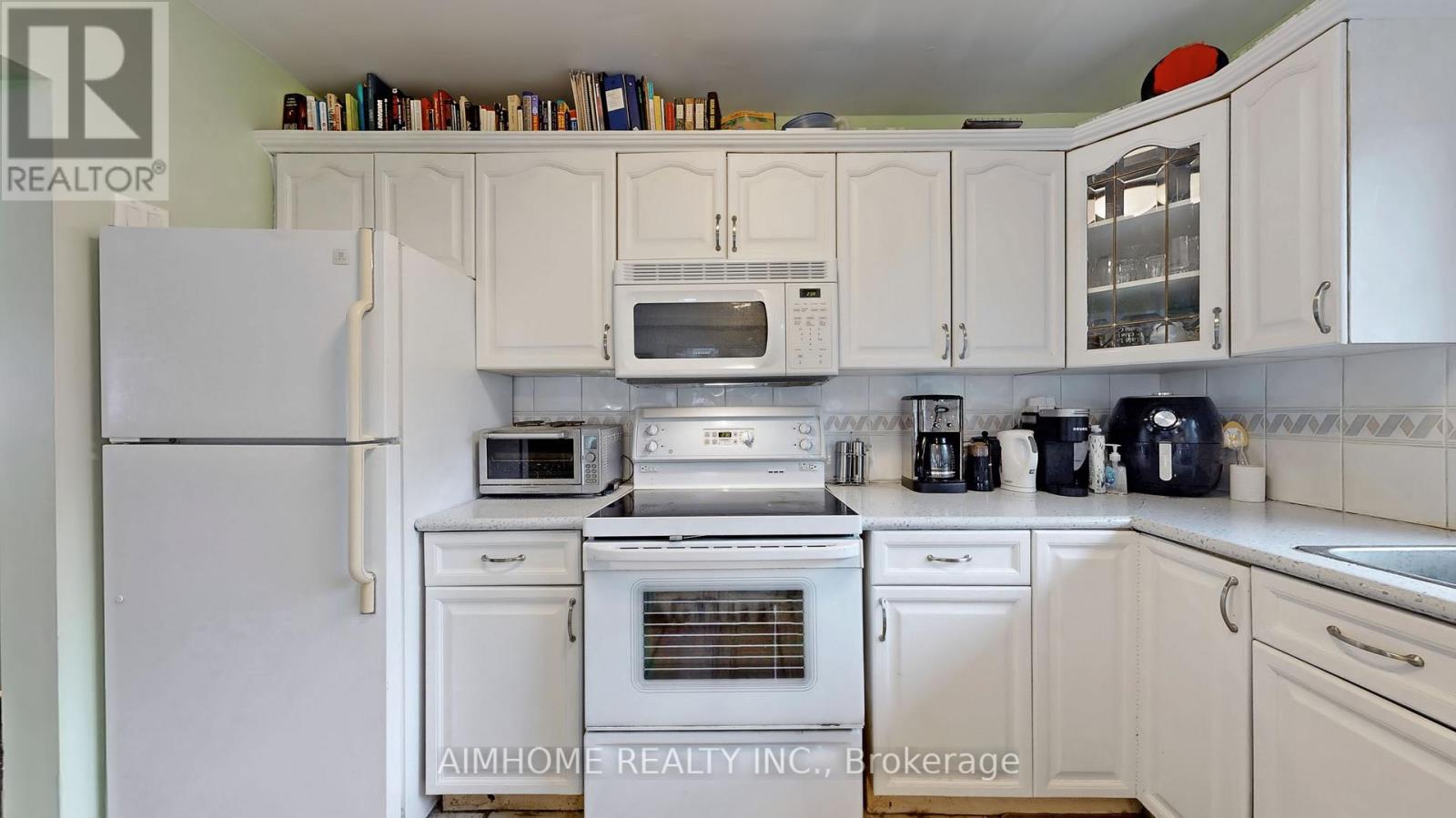 50 Meldazy Drive, Toronto, Ontario  M1P 4G1 - Photo 8 - E12197675