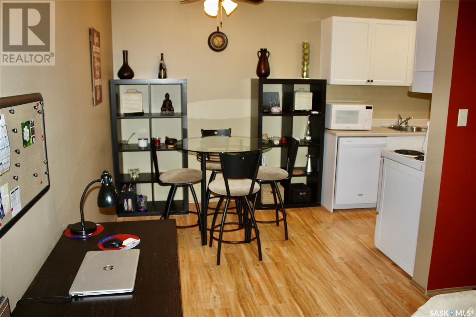 338 310 Stillwater Drive, Saskatoon, Saskatchewan  S7J 4H7 - Photo 2 - SK008500