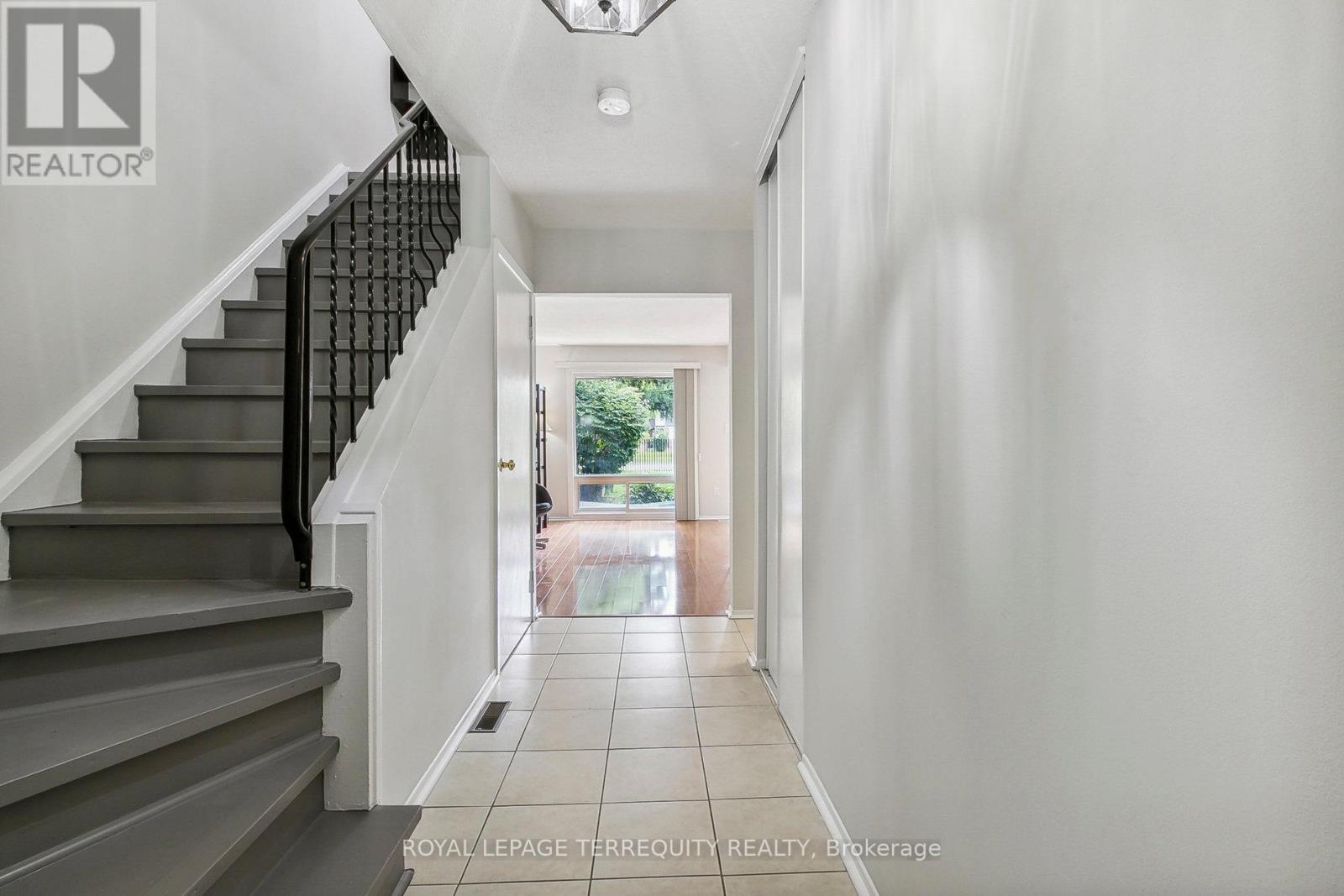 139 Huntingdale Boulevard, Toronto, Ontario  M1W 1T2 - Photo 5 - E12202824