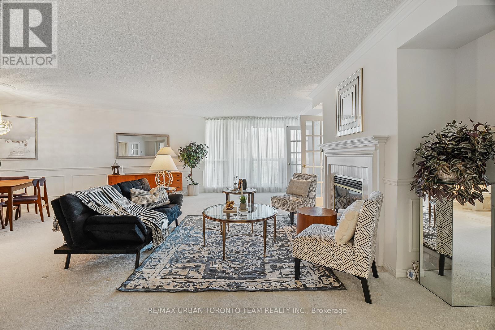 1012 - 610 Bullock Drive, Markham, Ontario  L3R 0G1 - Photo 13 - N12117102
