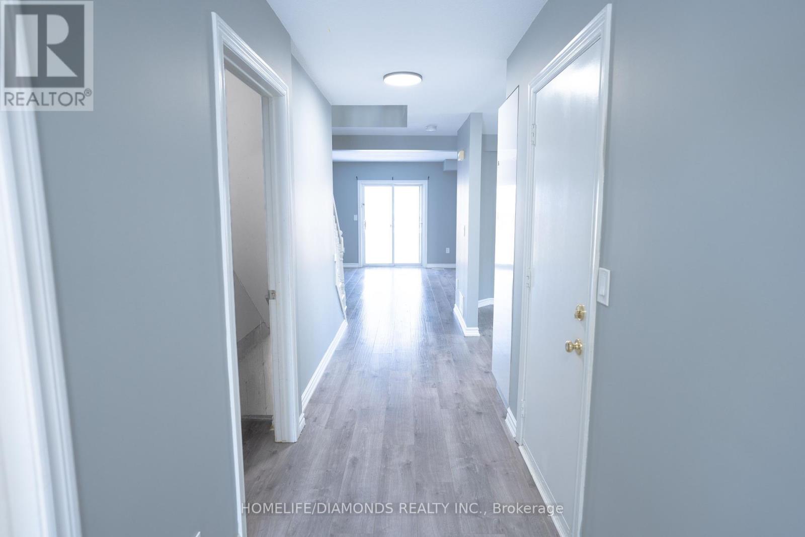 44 Nelson Trail, Welland, Ontario  L3C 3V4 - Photo 9 - X12194815