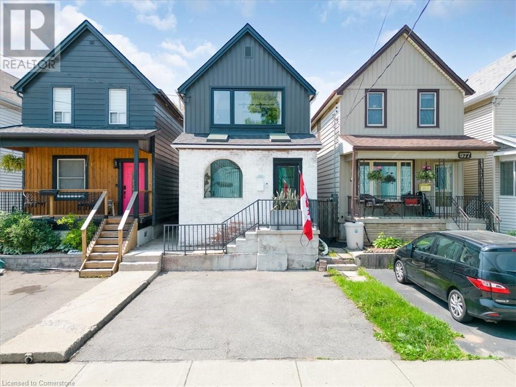 Property at 575 MARY Street image 2