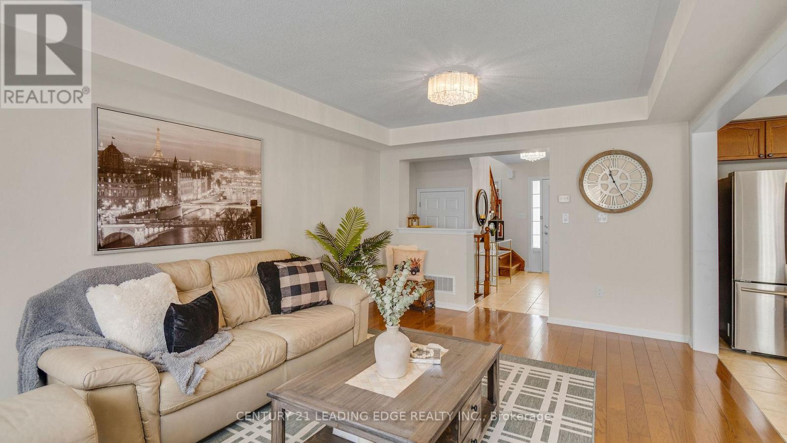 15 Jamesway Crescent, Whitchurch-Stouffville, Ontario  L4A 0A3 - Photo 8 - N12202911