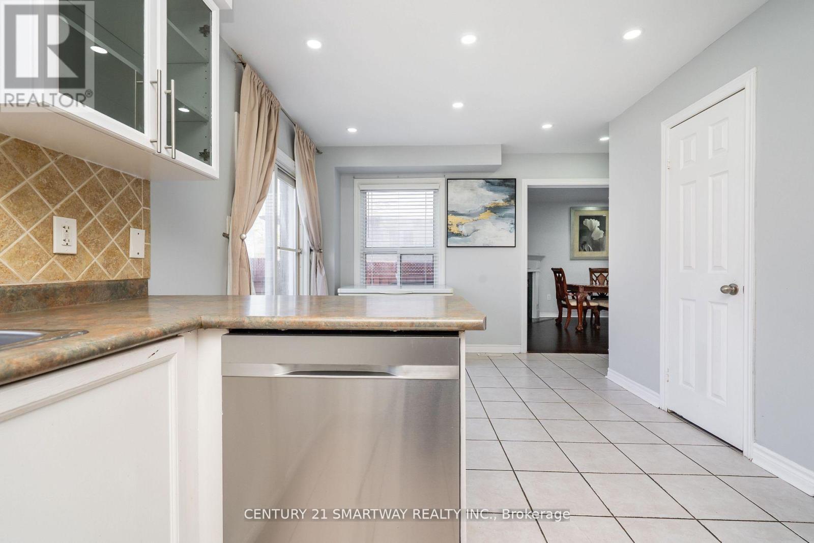 176 Dean Avenue, Barrie, Ontario  L4N 0W1 - Photo 19 - S12202842