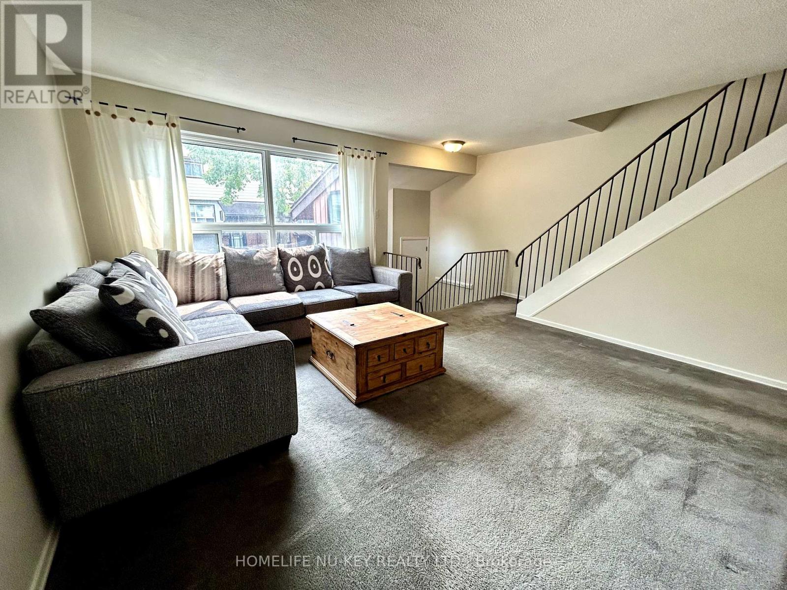 D4 - 63 Ferris Lane, Barrie, Ontario  L4M 5C4 - Photo 6 - S12202929