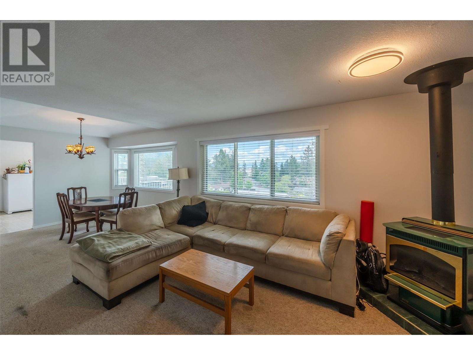 Property at 3459 Rosedale Court image 3