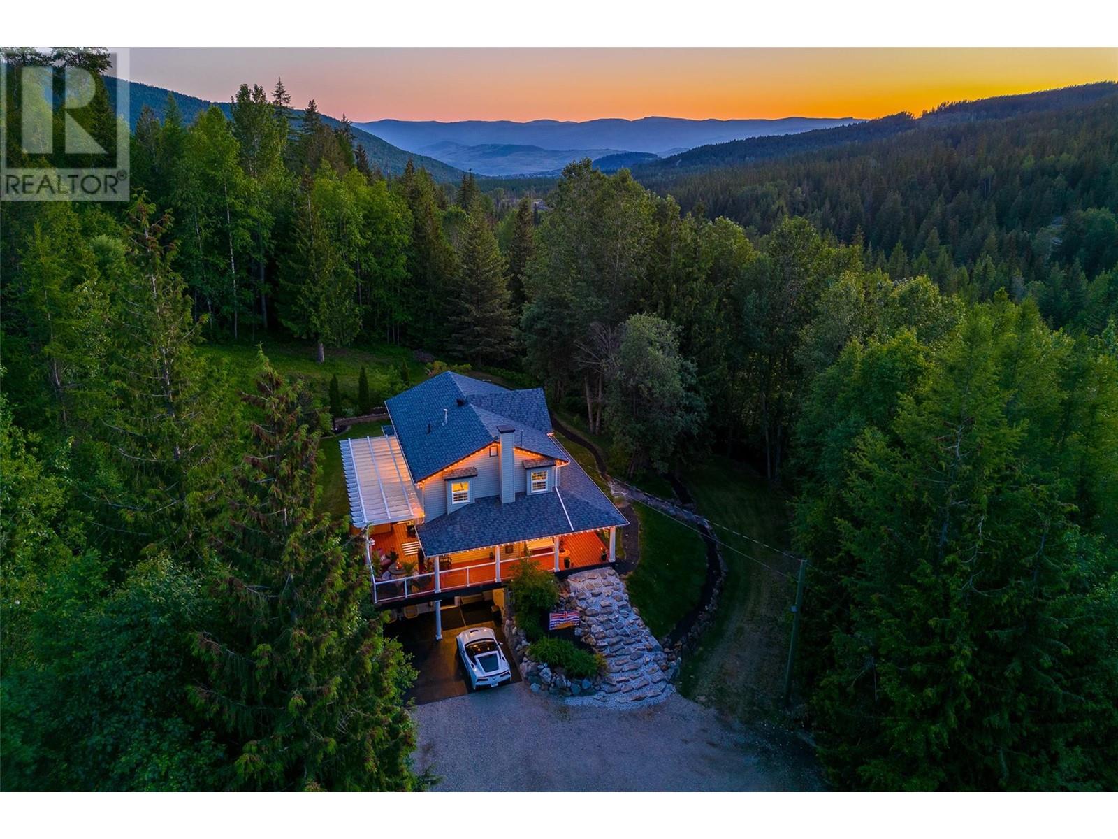 8765 Forsberg Road, Vernon, British Columbia  V1B 3M6 - Photo 3 - 10351200