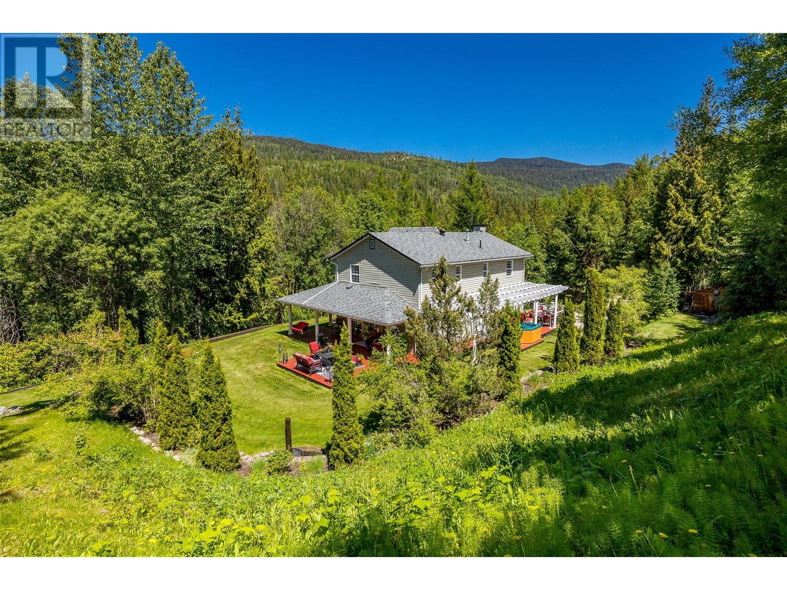 8765 Forsberg Road, Vernon, British Columbia  V1B 3M6 - Photo 39 - 10351200