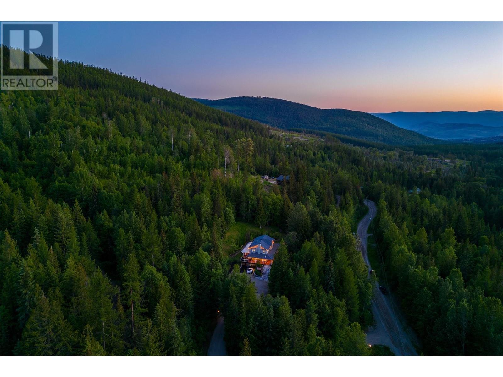 8765 Forsberg Road, Vernon, British Columbia  V1B 3M6 - Photo 55 - 10351200