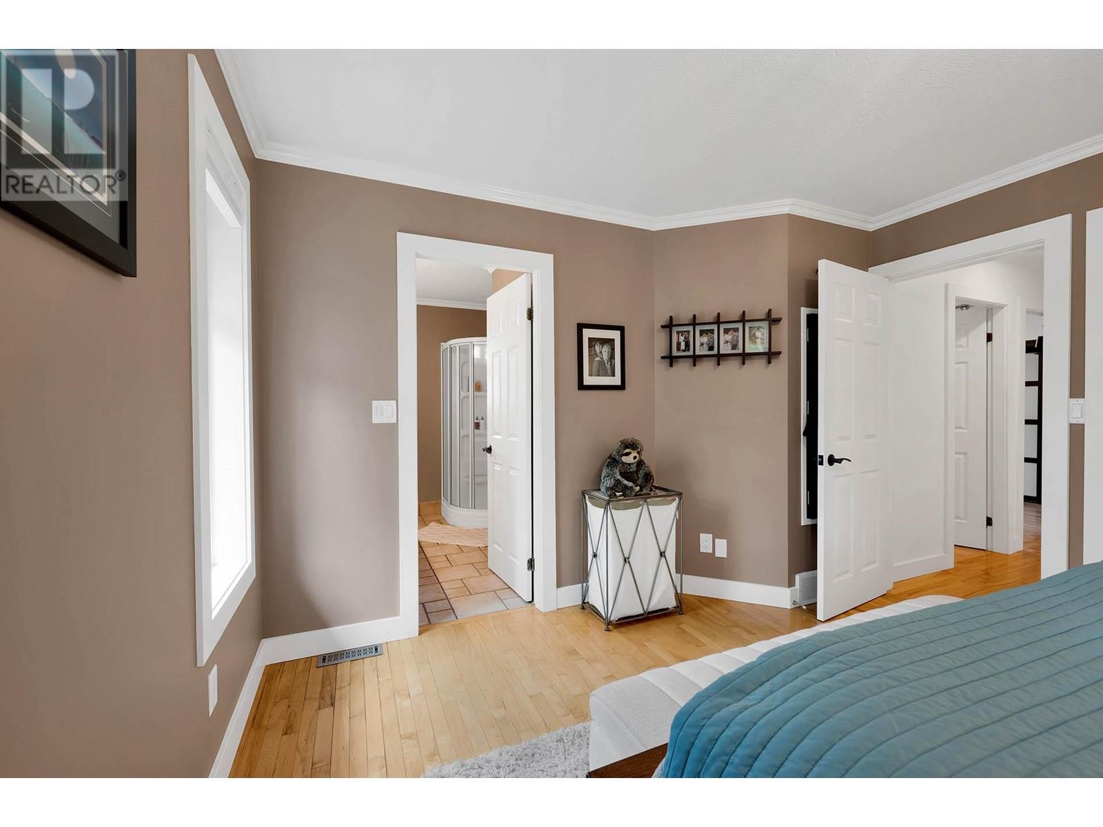 Property at 636 Robson Drive image 2