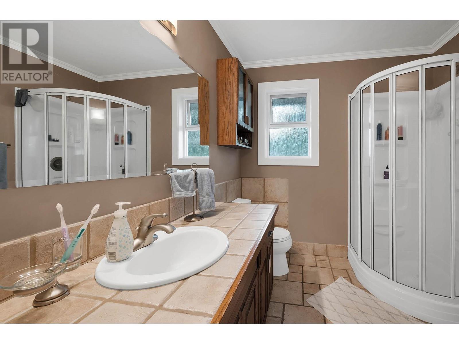 Property at 636 Robson Drive image 4