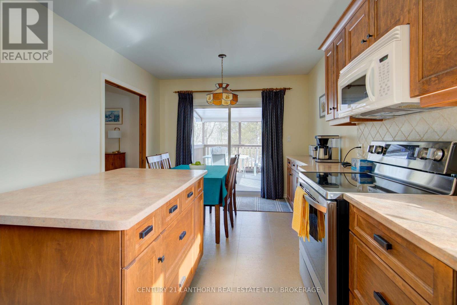 788 Whiteoak Crescent, Kingston, Ontario  K7P 1L6 - Photo 17 - X12202976