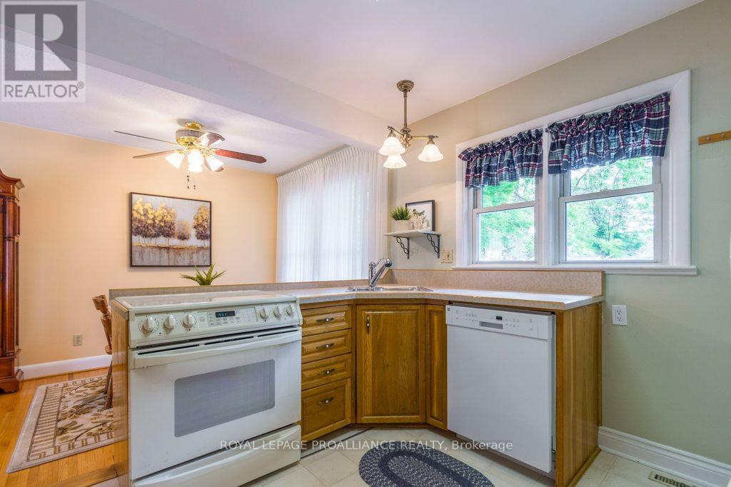19 Craig Street, Belleville, Ontario  K8P 2J7 - Photo 12 - X12202993