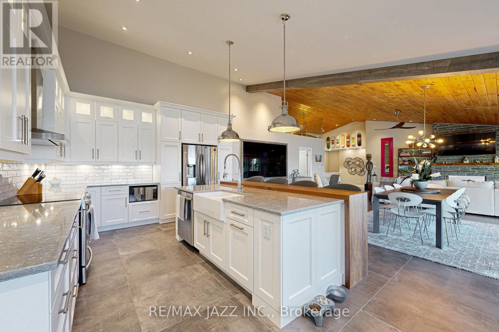 30 Wakeford Road, Kawartha Lakes, Ontario  K0M 2C0 - Photo 16 - X12203013