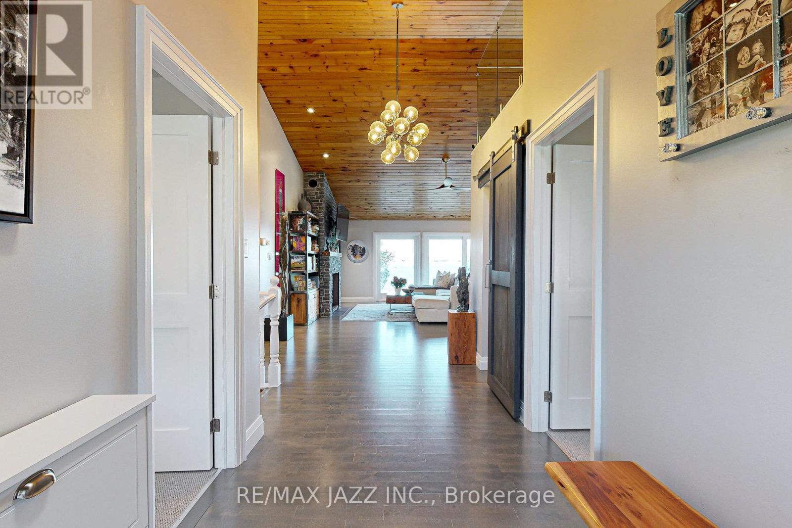 30 Wakeford Road, Kawartha Lakes, Ontario  K0M 2C0 - Photo 4 - X12203013