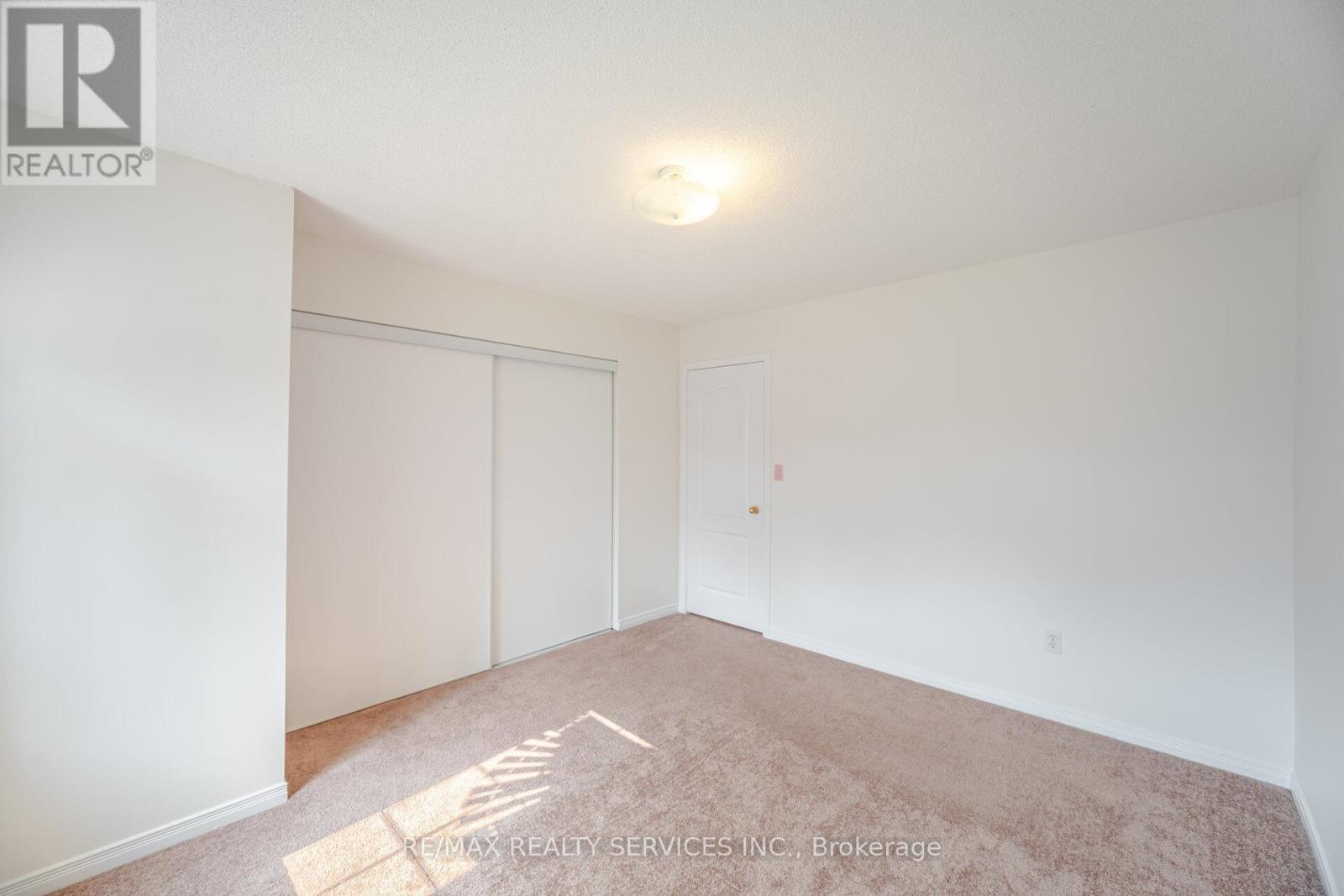 31 Fairway Court, Brampton, Ontario  L6Z 4W4 - Photo 30 - W12202813