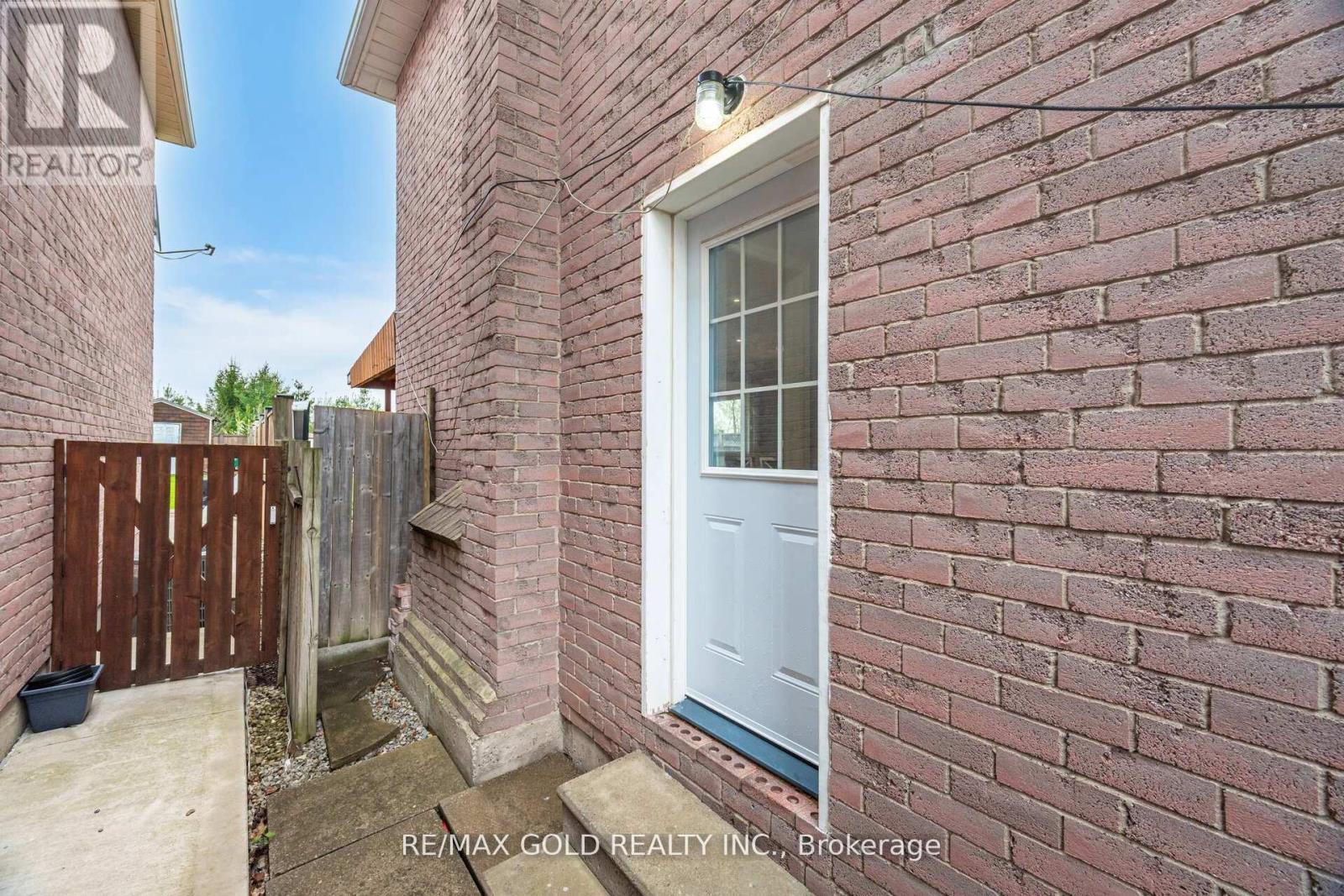 58 Kesteven Crescent, Brampton, Ontario  L6W 4E5 - Photo 24 - W12202814